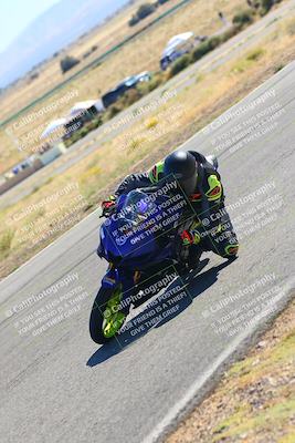 media/Oct-15-2023-TrackXperience (Sun) [[85198ff50b]]/Group 2/session 4 turn 3/